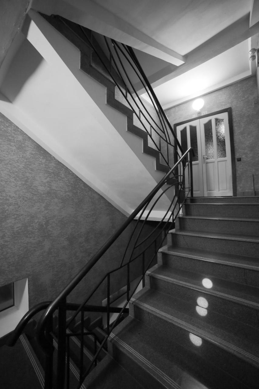 Olympica Hotel Almaty Esterno foto